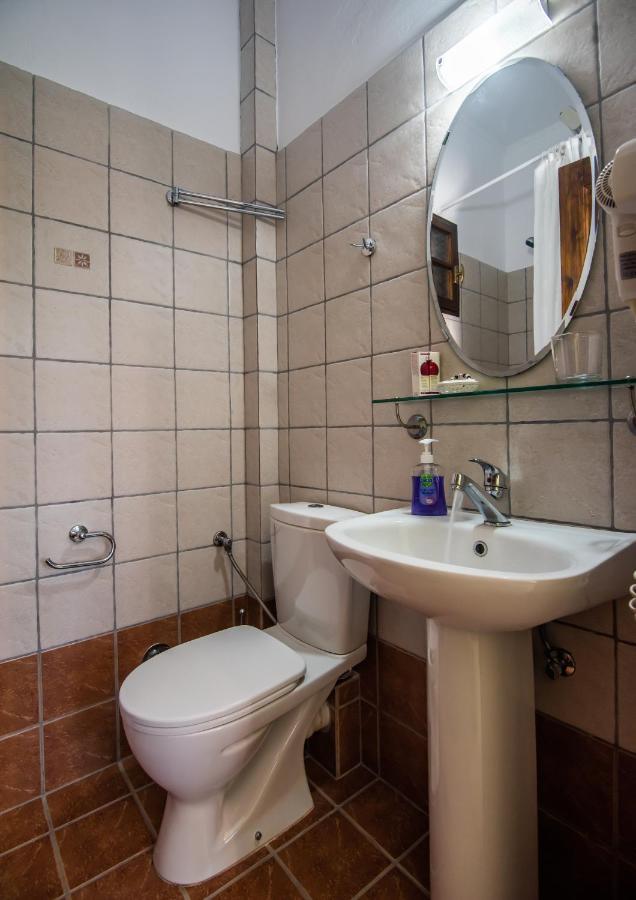 Tzivaeri Studios Zefiria Экстерьер фото
